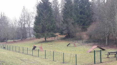 Šunų vedžiojimo aikštelė Liudiškių gatvėje, Anykščiai