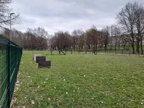 Pašešupio parko šunų vedžiojimo ir dresavimo aikštelė, Marijampolė