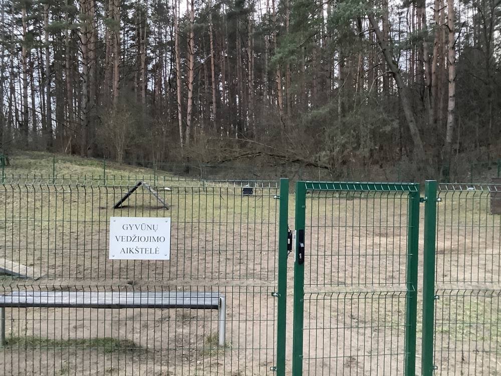 Didlaukio g. šunų dresūros aikštelė — nuotrauka 2