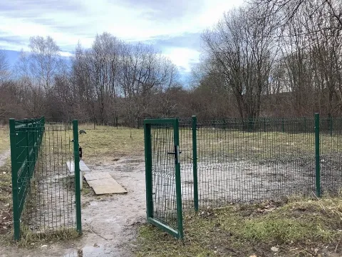 Gelvonų g. šunų vedžiojimo aikštelė, Vilnius