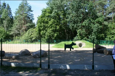 Popieriaus g. šunų vedžiojimo ir dresūros aikštelė, Vilnius