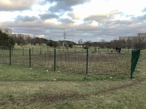 Šeškinės g. šunų vedžiojimo aikštelė, Vilnius