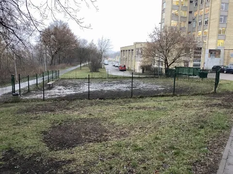 Žirmūnų g. šunų vedžiojimo aikštelė, Vilnius